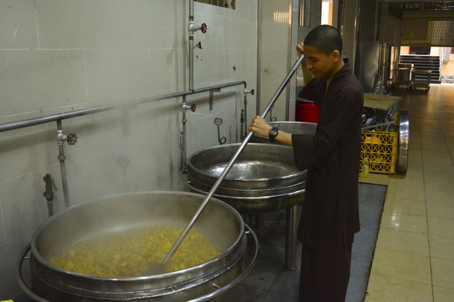 The 1st Three-Jewel Refuge Ceremony in 2021